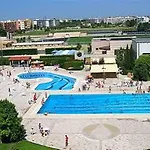 Hotel Nicotel 4*